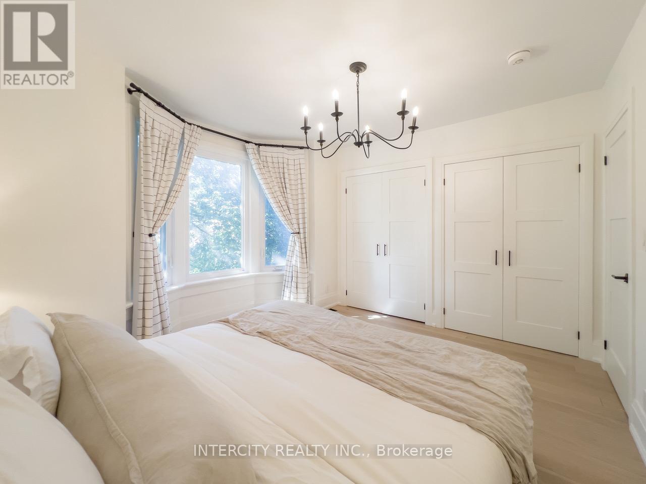 92 Dagmar Avenue, Toronto, Ontario  M4M 1W2 - Photo 10 - E12711512