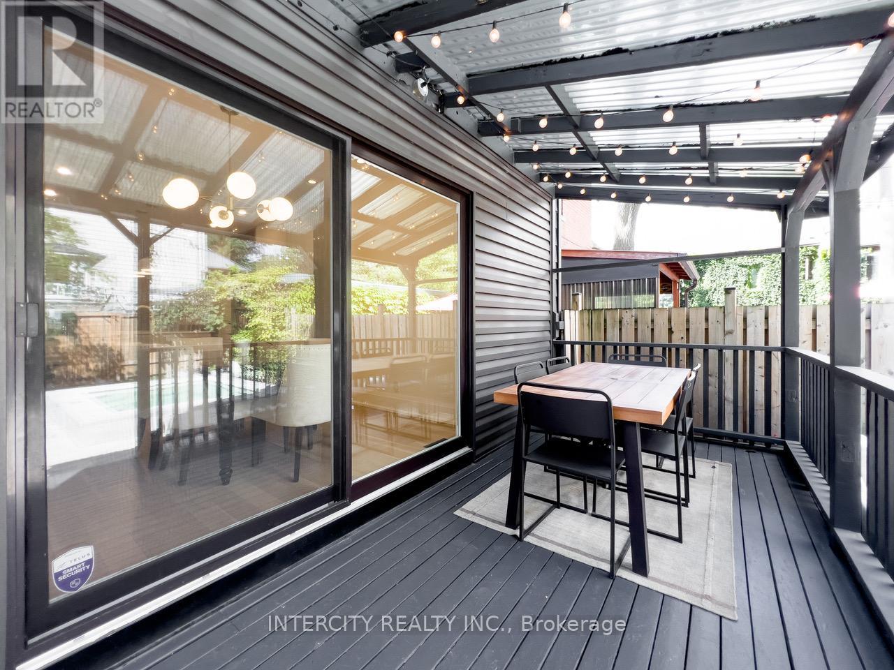 92 Dagmar Avenue, Toronto, Ontario  M4M 1W2 - Photo 21 - E12711512