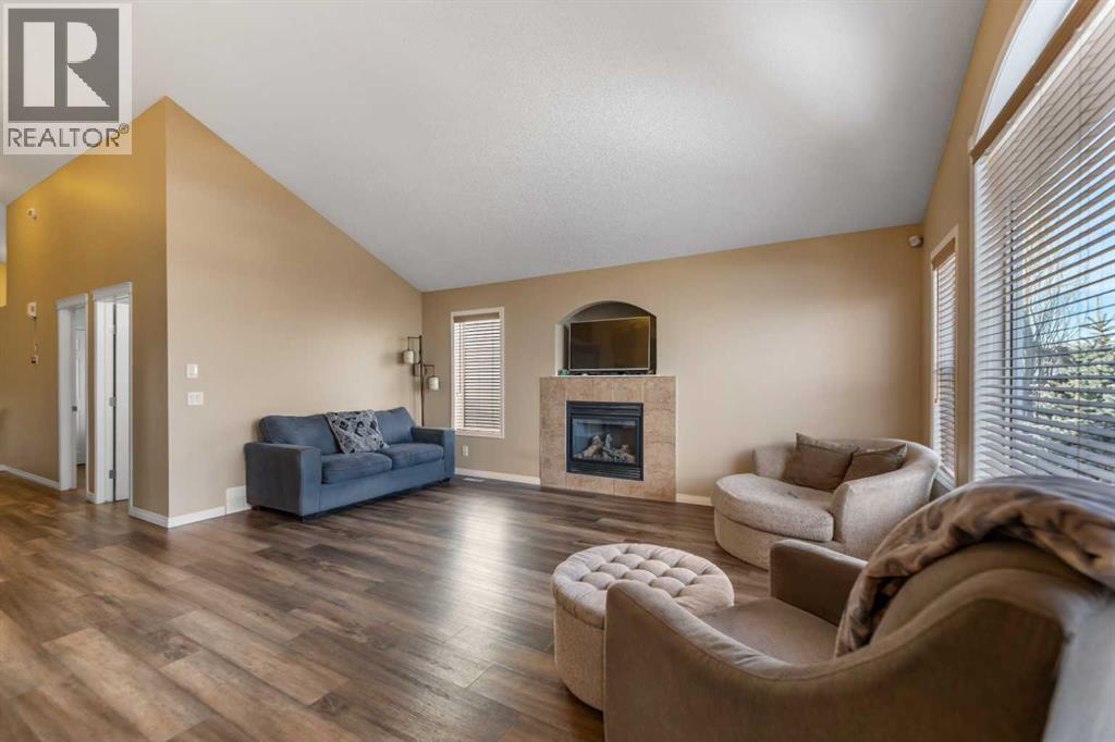 8 Copperfield Manor Se, Calgary, Alberta  T2Z 4R7 - Photo 5 - A2277282