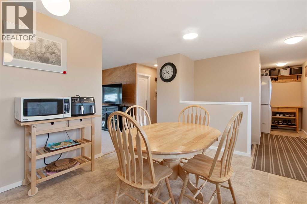 127 Edey Close, Cremona, Alberta  T0M 0R0 - Photo 9 - A2279003