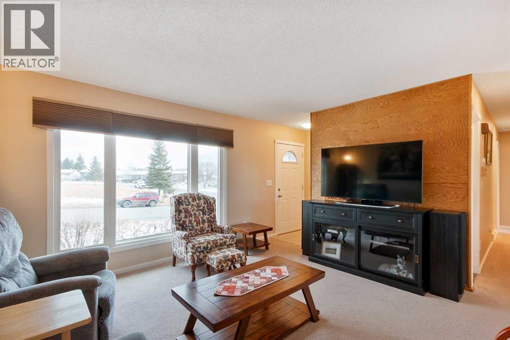 127 Edey Close, Cremona, Alberta  T0M 0R0 - Photo 10 - A2279003