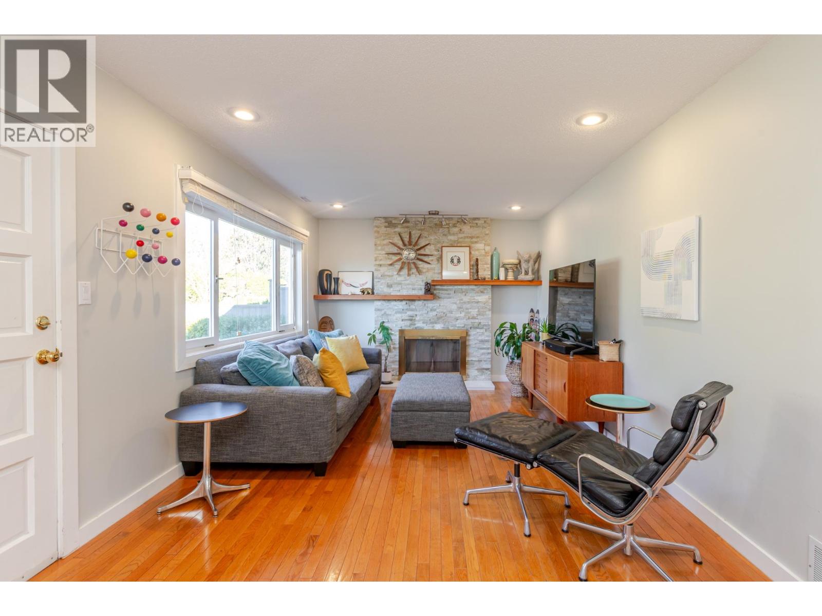 3454 Liverpool Street, Port Coquitlam, British Columbia  V3B 3W1 - Photo 3 - R3081005