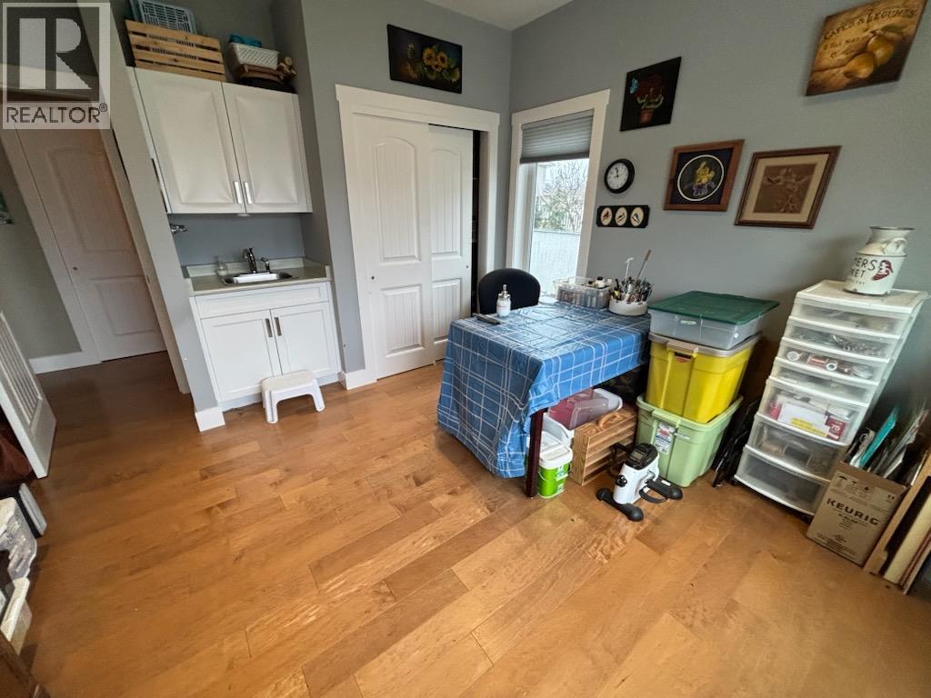 2265 Selkirk Place, Grand Forks, British Columbia  V0H 1H0 - Photo 14 - 10372974