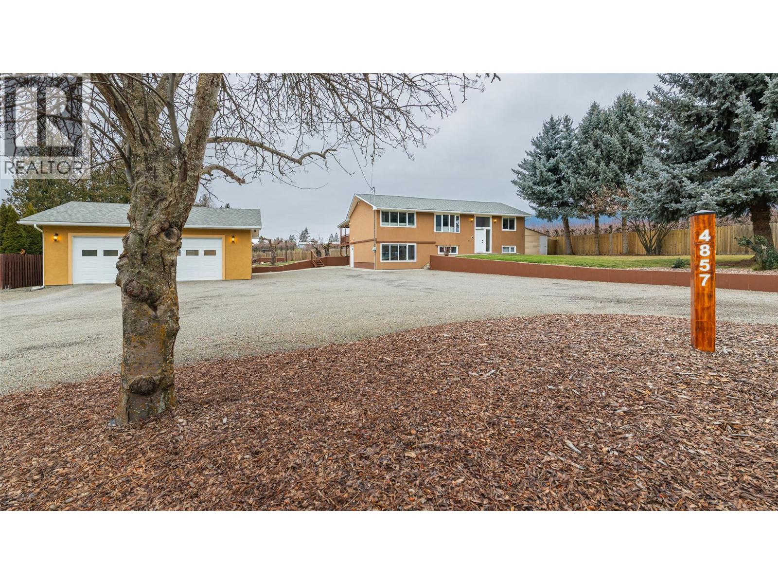 4857 Canyon Lister Road, Canyon, British Columbia  V0B 1C1 - Photo 3 - 10373151