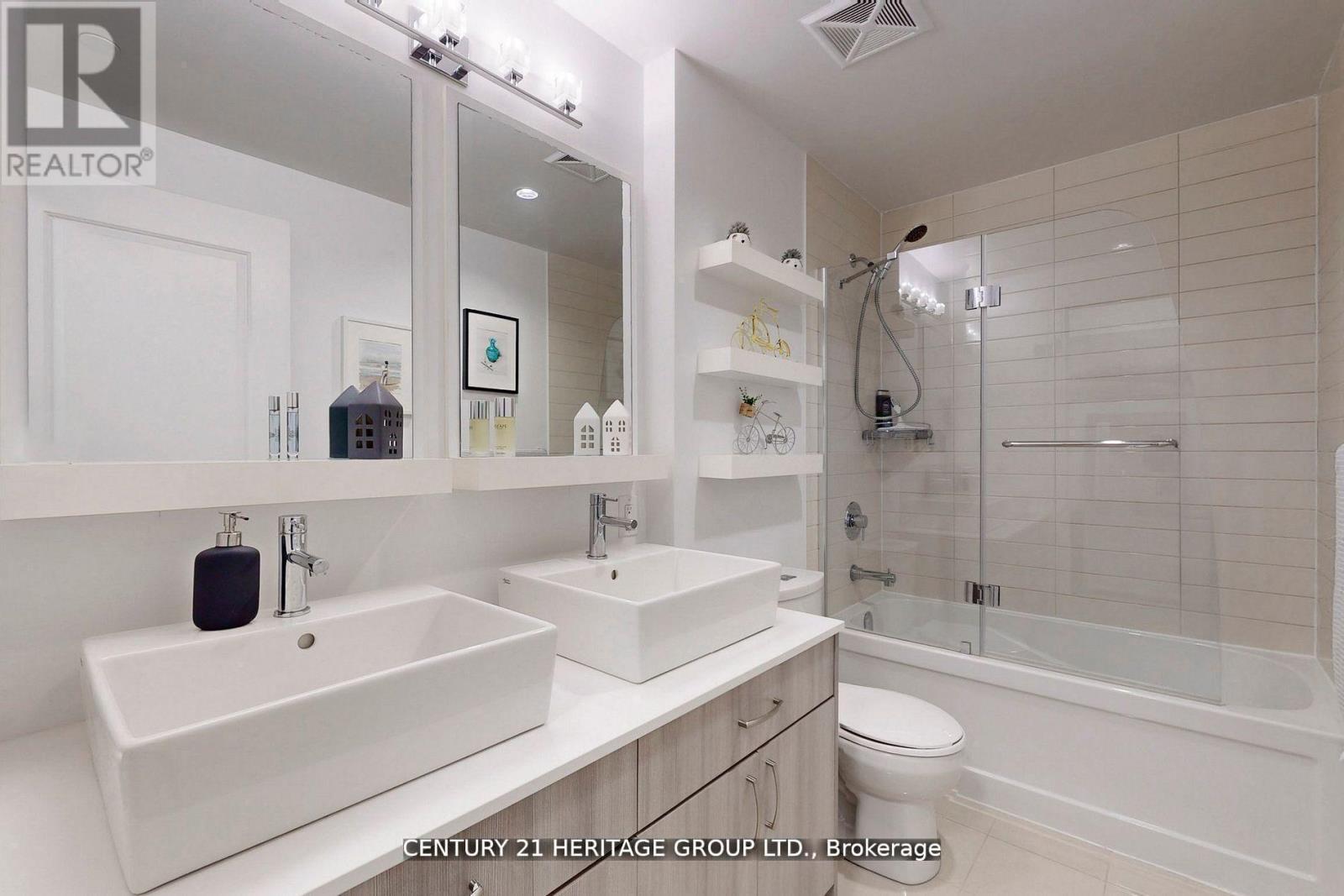 319 - 9201 Yonge Street, Richmond Hill, Ontario  L4C 6Z2 - Photo 18 - N12711484