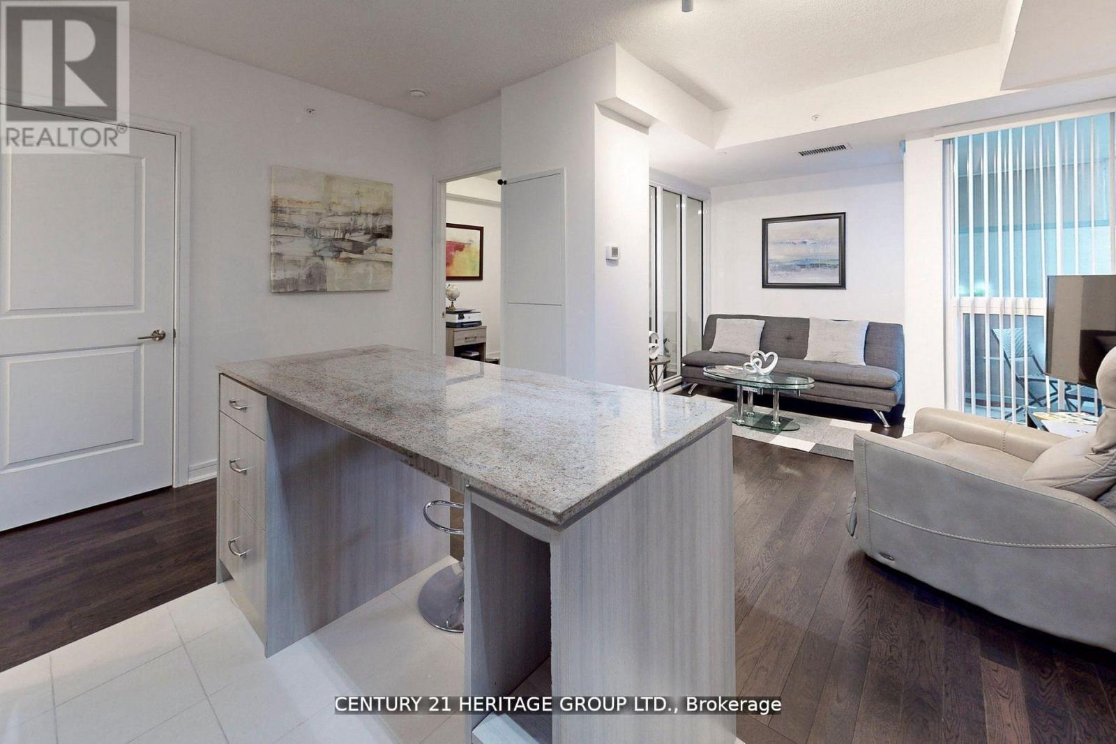 319 - 9201 Yonge Street, Richmond Hill, Ontario  L4C 6Z2 - Photo 9 - N12711484