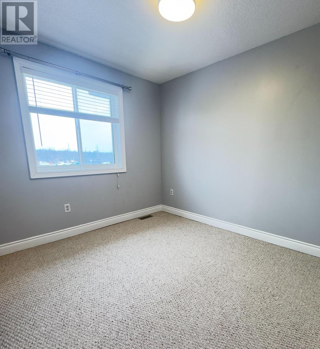 5 - 49 Ferndale Drive S, Barrie (Ardagh), Ontario  L4N 5W9 - Photo 13 - S12711502