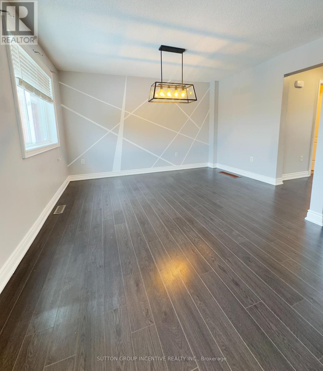 5 - 49 Ferndale Drive S, Barrie (Ardagh), Ontario  L4N 5W9 - Photo 5 - S12711502