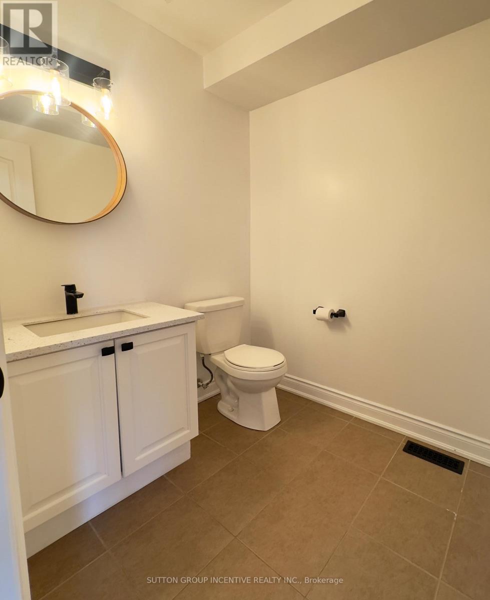 5 - 49 Ferndale Drive S, Barrie (Ardagh), Ontario  L4N 5W9 - Photo 8 - S12711502