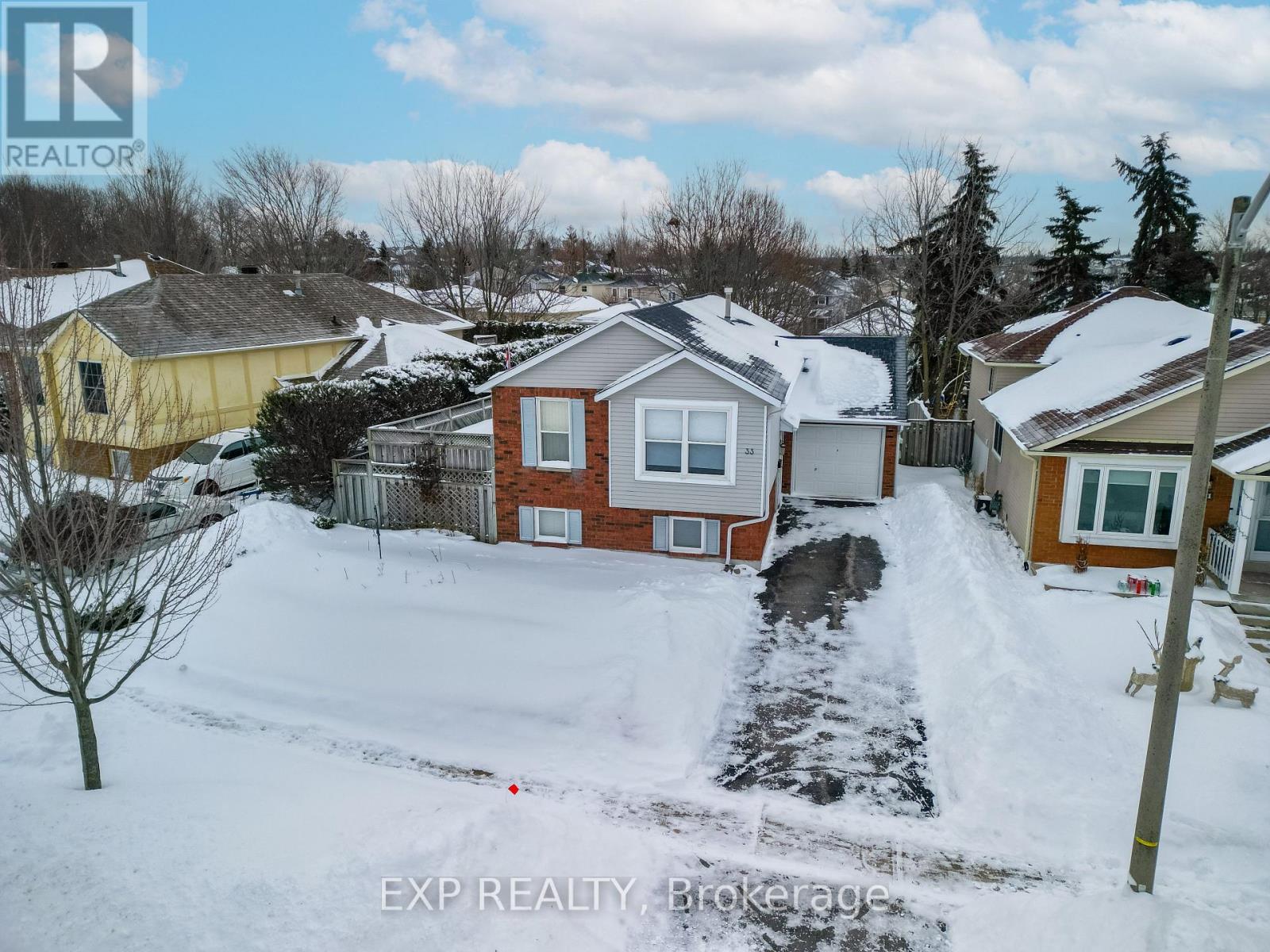 33 Knicely Road, Barrie, Ontario  L4N 6V3 - Photo 2 - S12711520