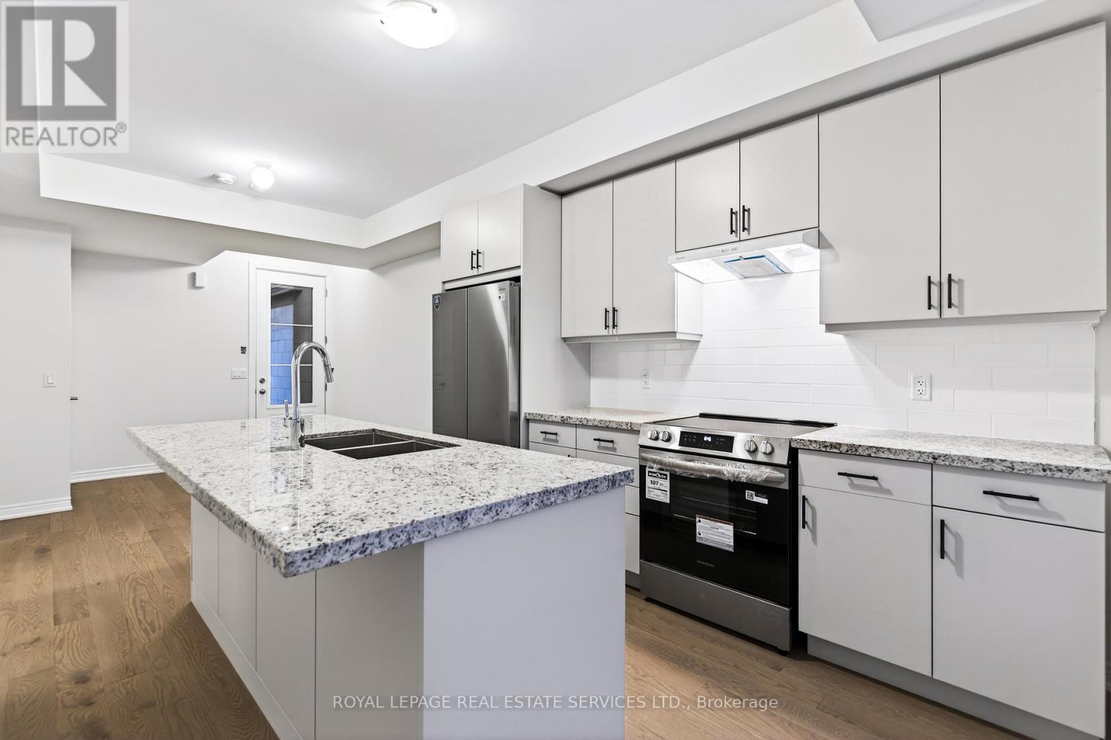 Unit 2 - 3205 Sixth Line, Oakville, Ontario  L6H 0V8 - Photo 7 - W12711472