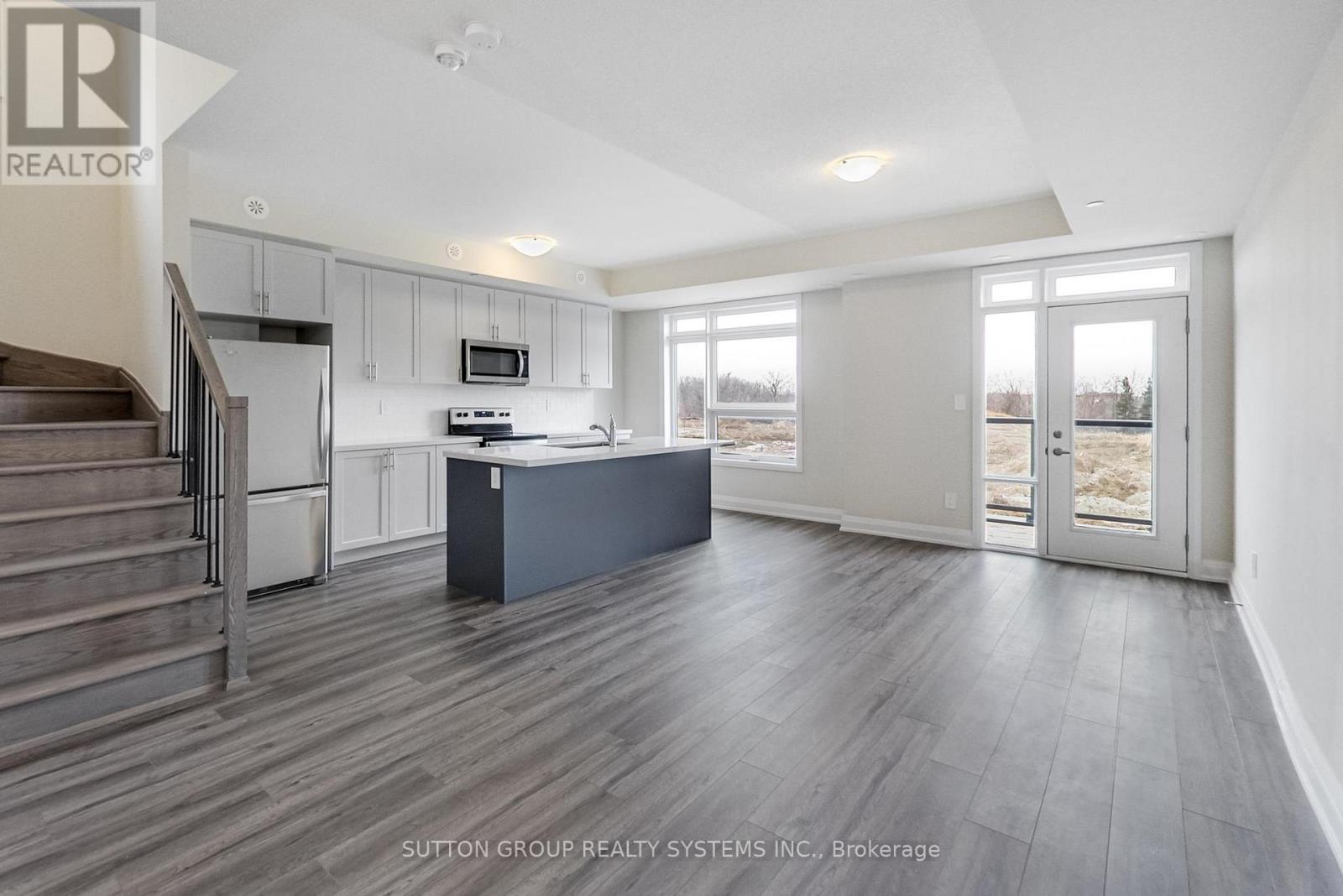 103 - 1577 Rose Way, Milton, Ontario  L9E 0J2 - Photo 13 - W12711552