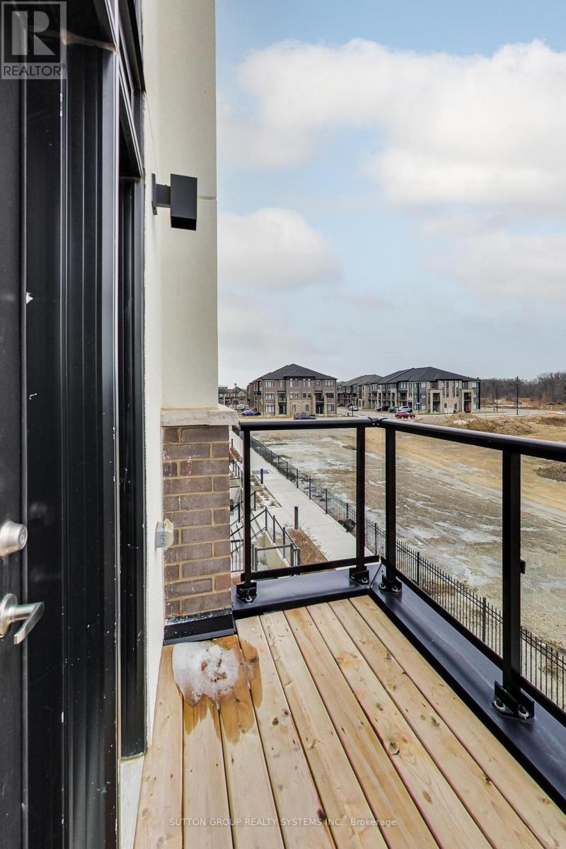 103 - 1577 Rose Way, Milton, Ontario  L9E 0J2 - Photo 21 - W12711552