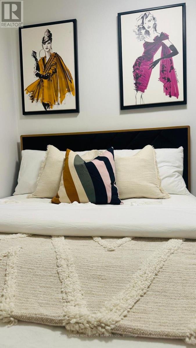 Main - 63 Port Street, Mississauga, Ontario  L5H 1E2 - Photo 24 - W12711554