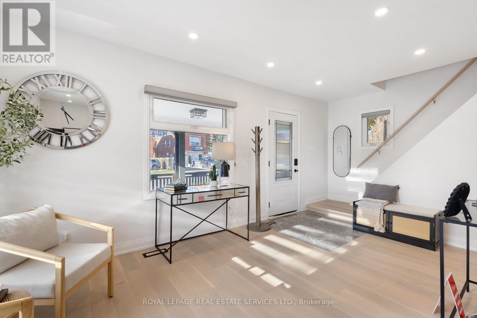 Main - 63 Port Street, Mississauga, Ontario  L5H 1E2 - Photo 4 - W12711554