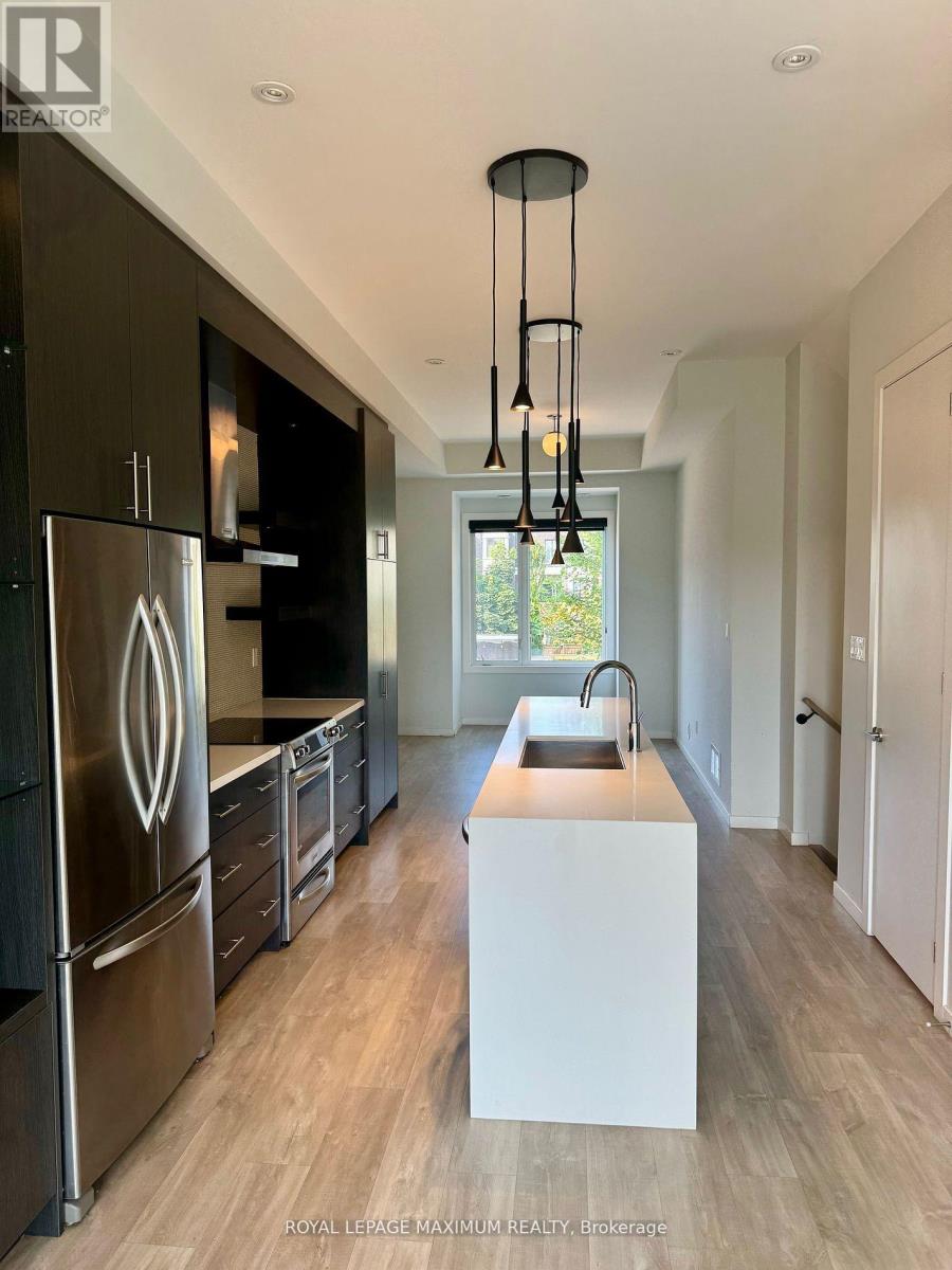 274 Vellwood Commons, Oakville, Ontario  L6L 6W2 - Photo 6 - W12711570