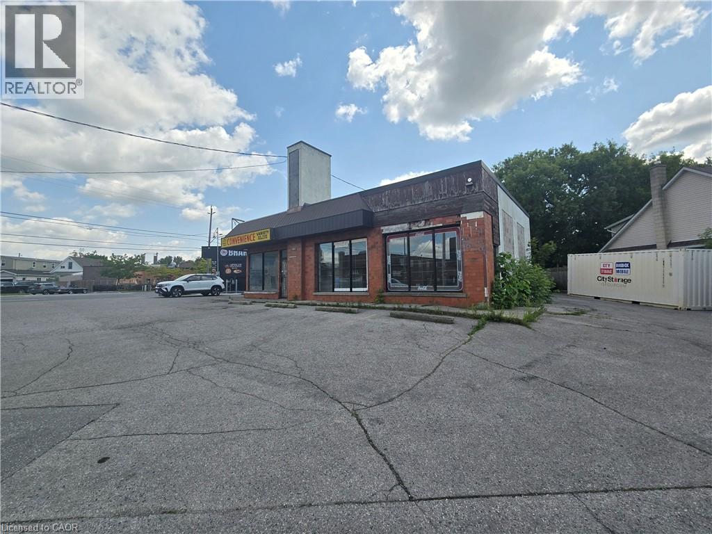 693 Hamilton Road, London, Ontario  N5Z 1T5 - Photo 3 - 40799660