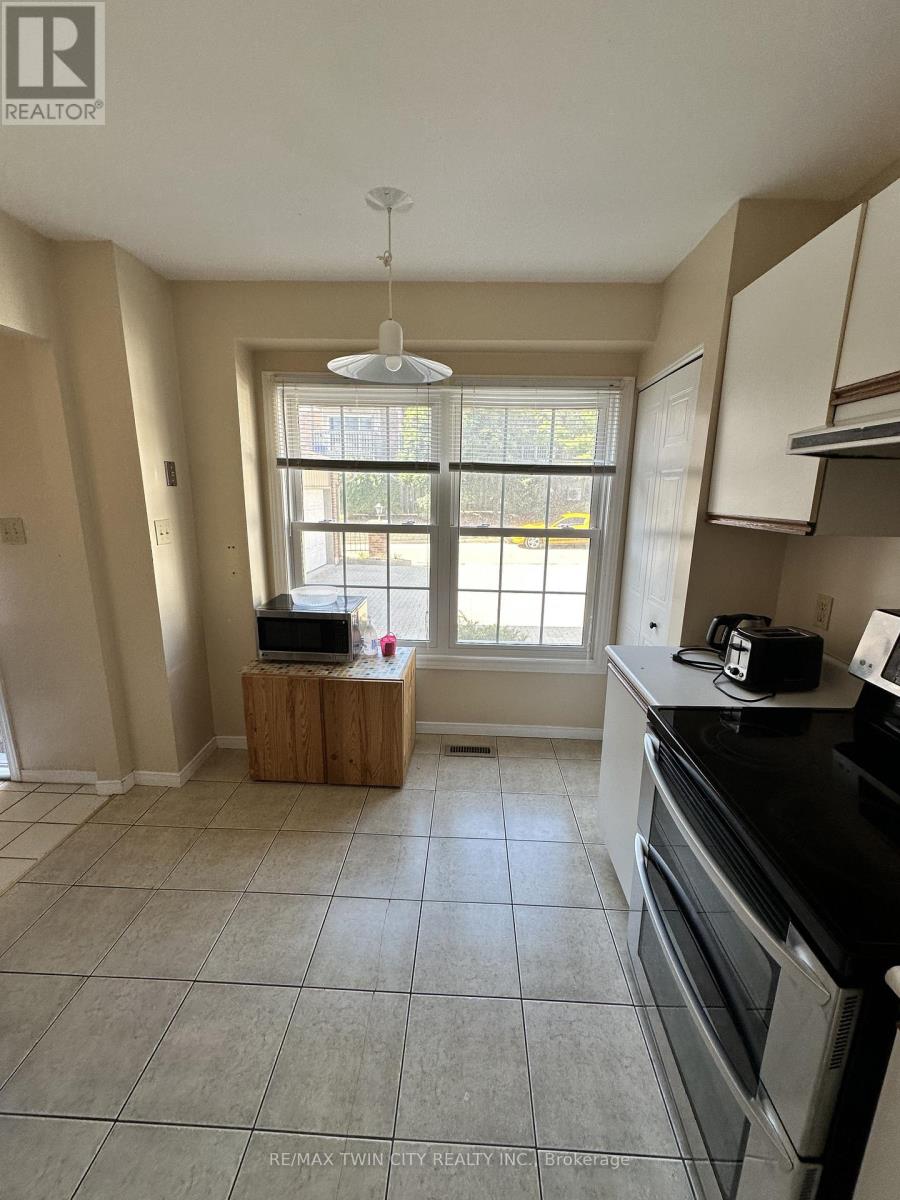 6 - 250 Keats Way, Waterloo, Ontario  N2L 6J5 - Photo 12 - X12711528