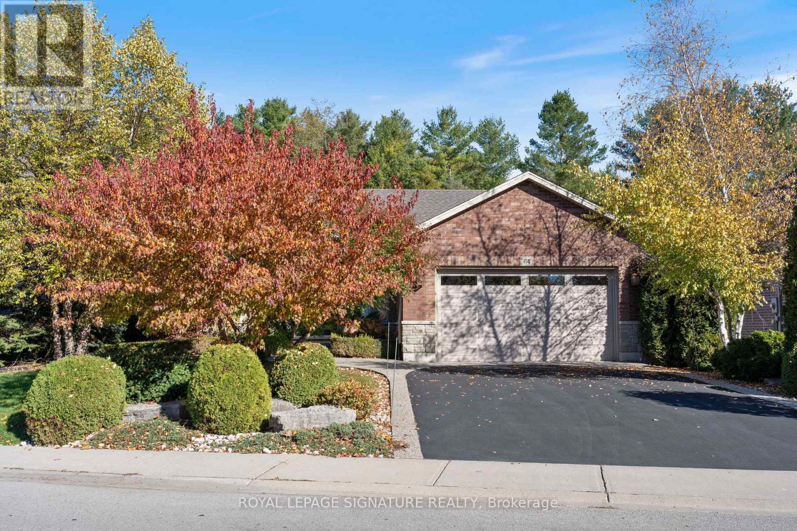 64 Newport Lane, Norfolk, Ontario  N0A 1N7 - Photo 1 - X12711534