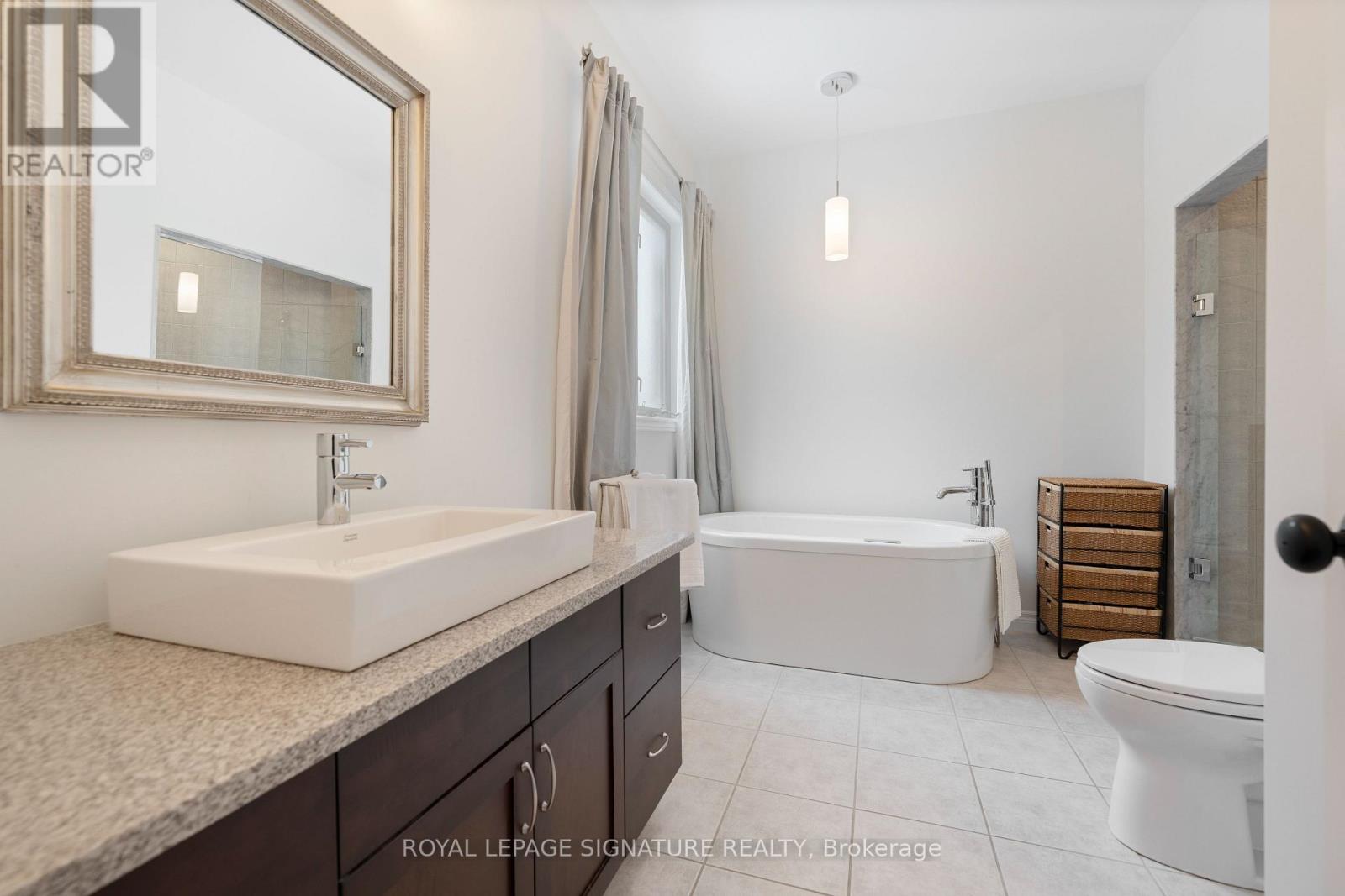 64 Newport Lane, Norfolk, Ontario  N0A 1N7 - Photo 35 - X12711534