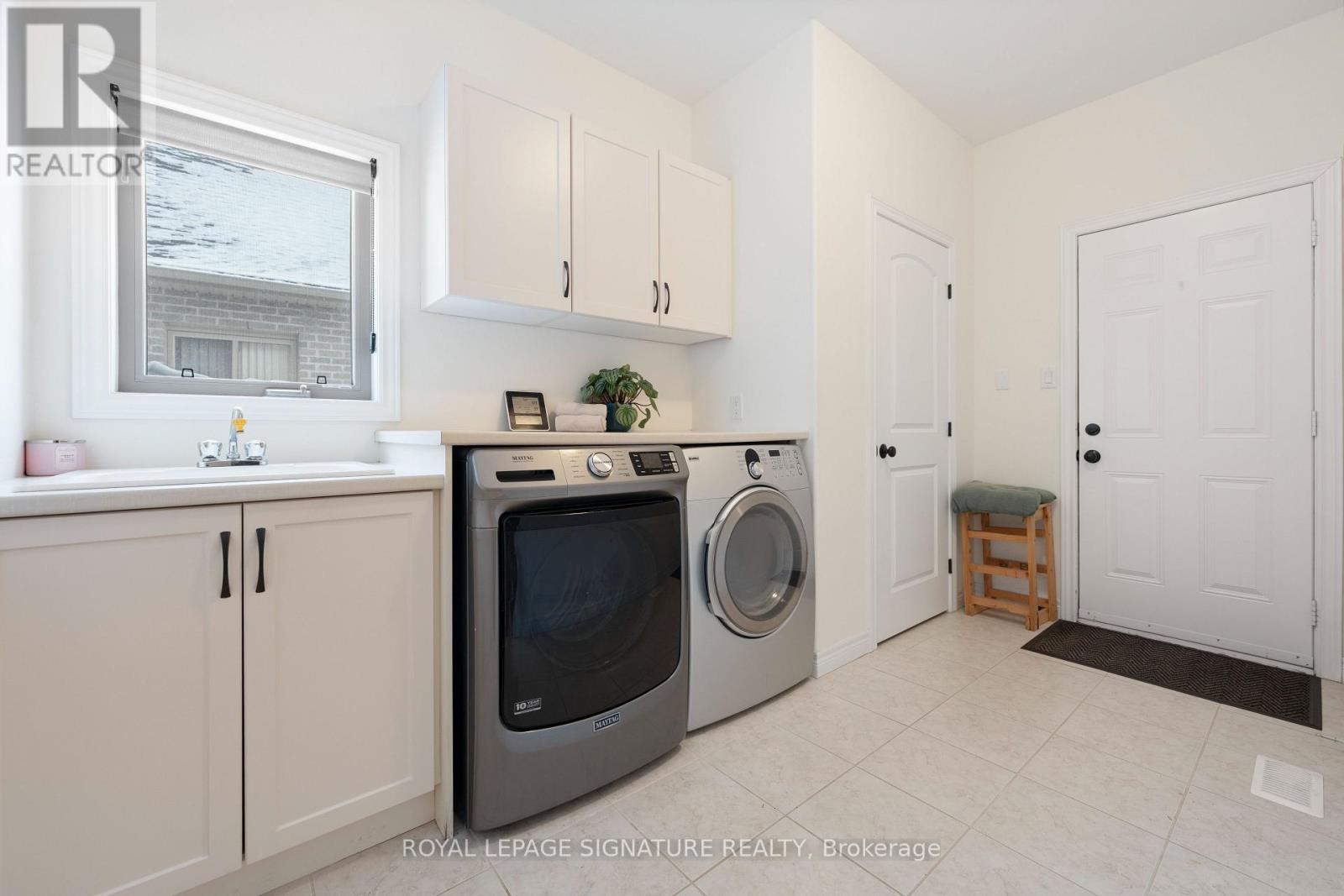 64 Newport Lane, Norfolk, Ontario  N0A 1N7 - Photo 36 - X12711534