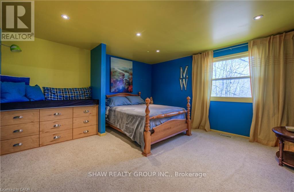 7 Squire Court, Waterloo, Ontario  N2J 4G8 - Photo 29 - X12711540