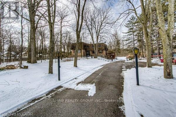 7 Squire Court, Waterloo, Ontario  N2J 4G8 - Photo 3 - X12711540