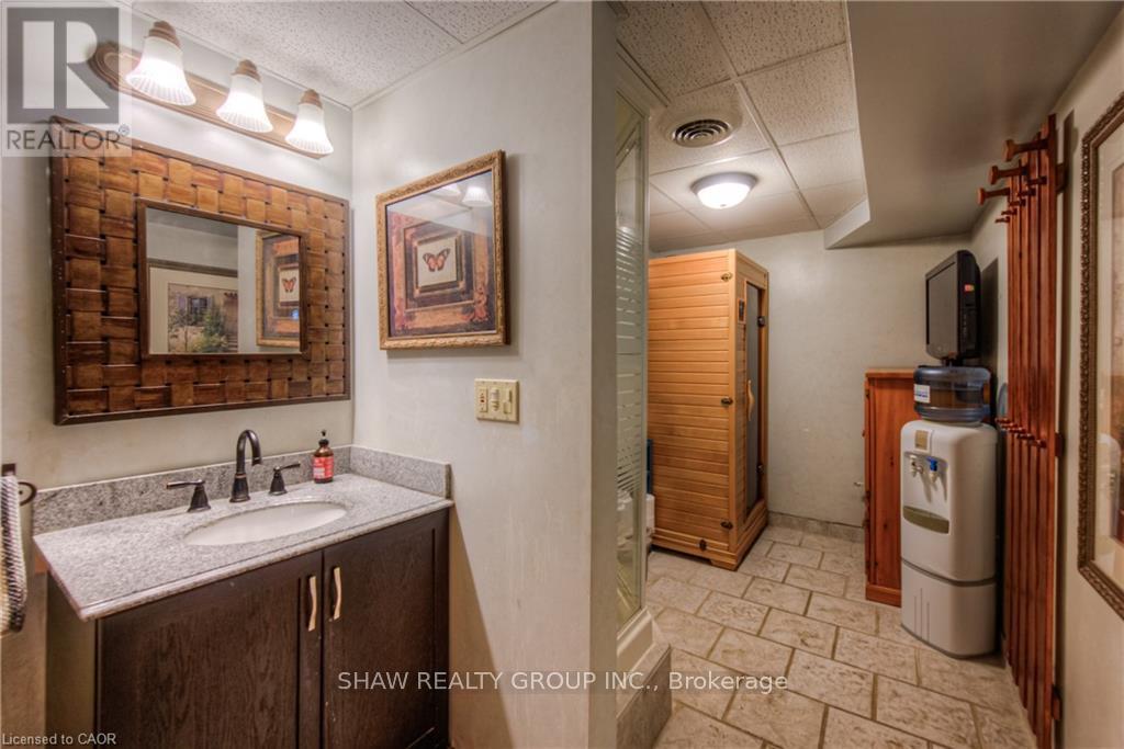 7 Squire Court, Waterloo, Ontario  N2J 4G8 - Photo 33 - X12711540