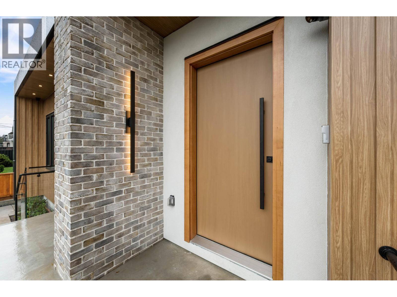 2 6107 Patrick Street, Burnaby, British Columbia  V5J 3B8 - Photo 6 - R3080704