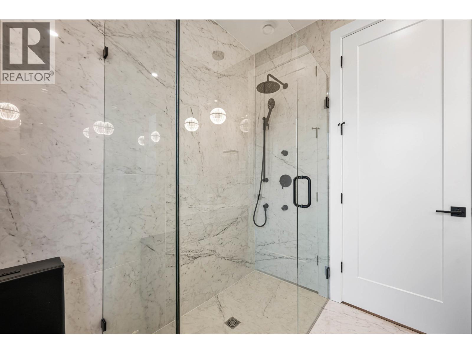 2 6107 Patrick Street, Burnaby, British Columbia  V5J 3B8 - Photo 30 - R3080704