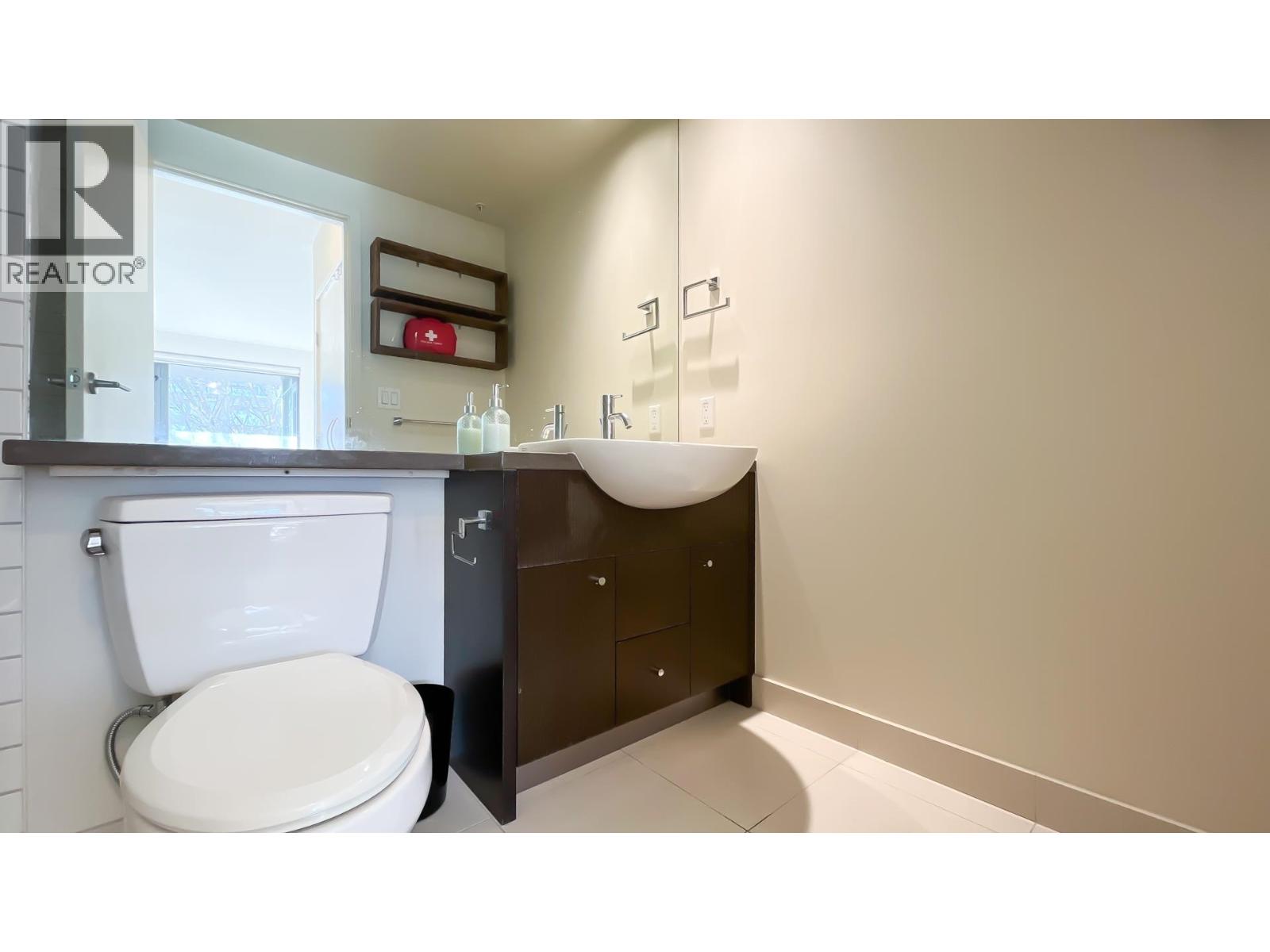 303 750 W 12th Avenue, Vancouver, British Columbia  V5Z 0A3 - Photo 7 - R3080696