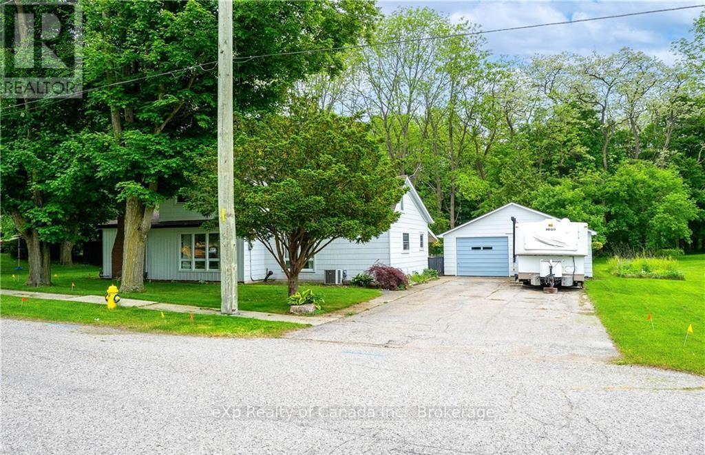 21 Norfolk Street, Norwich, Ontario  N0J 1R0 - Photo 1 - X12711588