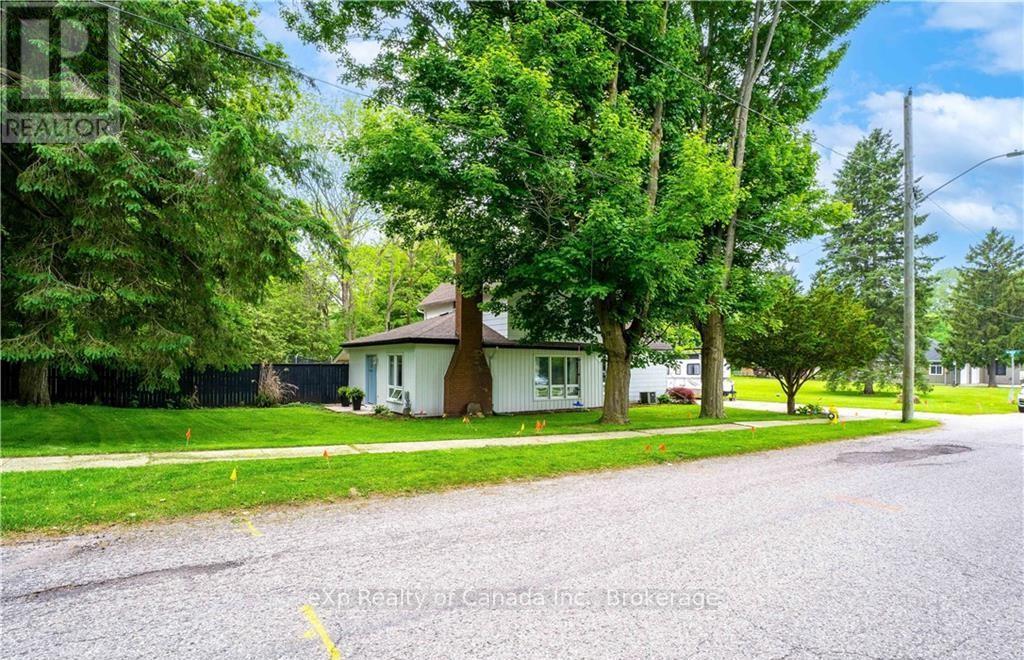 21 Norfolk Street, Norwich, Ontario  N0J 1R0 - Photo 3 - X12711588