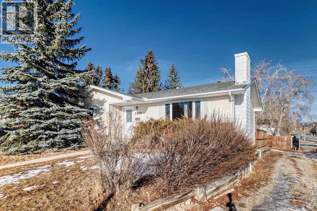 5439 Dalrymple Crescent Nw, Calgary, Alberta  T3A 1R4 - Photo 45 - A2280374