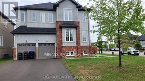 218 Roy Drive, Clearview, Ontario  L0M 1S0 - Photo 1 - S12711576
