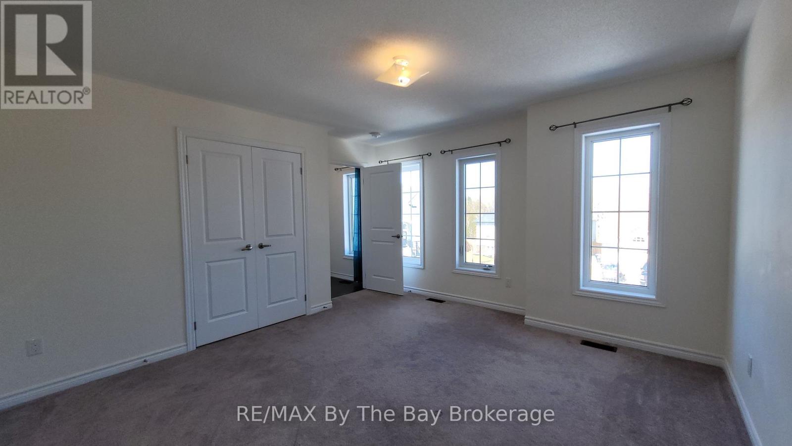 218 Roy Drive, Clearview, Ontario  L0M 1S0 - Photo 35 - S12711576