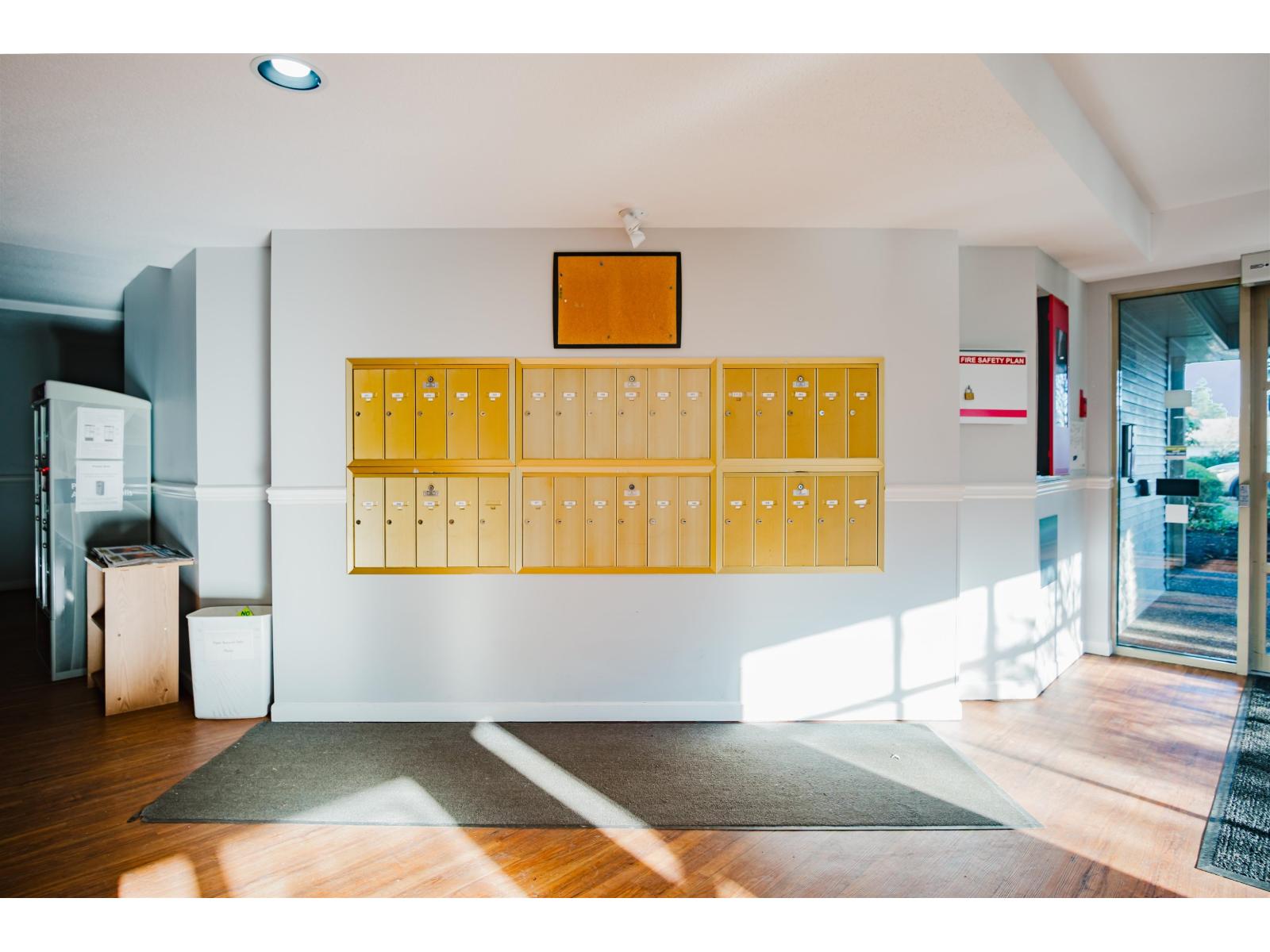 204 10721 139 Street, Surrey, British Columbia  V3T 4L8 - Photo 2 - R3080073