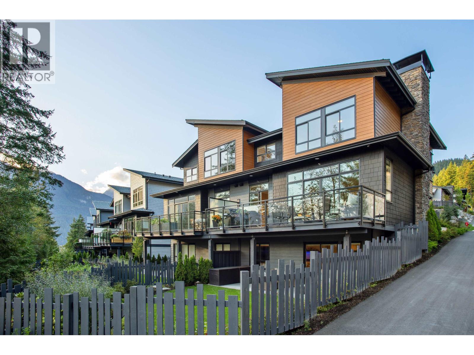 41201 Highline Place, Squamish, British Columbia  V8B 1C2 - Photo 37 - R3081019