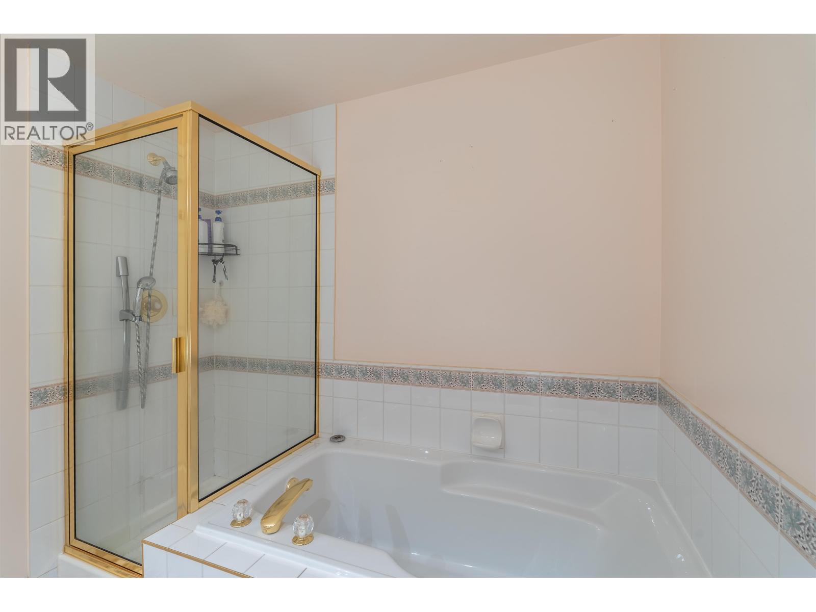 801 160 W Keith Road, North Vancouver, British Columbia  V7M 3M2 - Photo 18 - R3081043