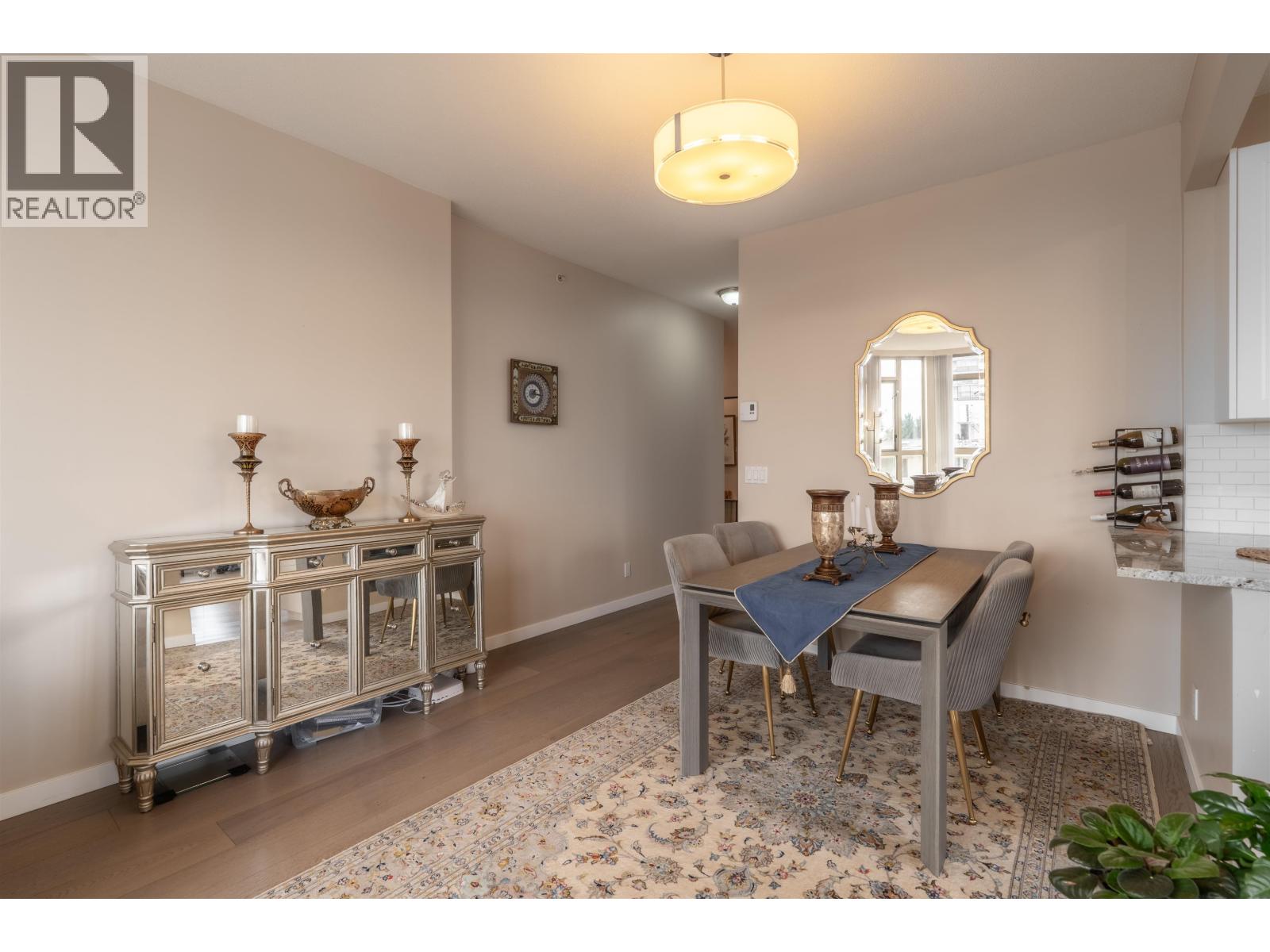 801 160 W Keith Road, North Vancouver, British Columbia  V7M 3M2 - Photo 5 - R3081043