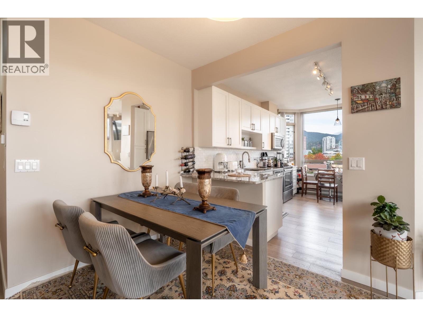 801 160 W Keith Road, North Vancouver, British Columbia  V7M 3M2 - Photo 8 - R3081043