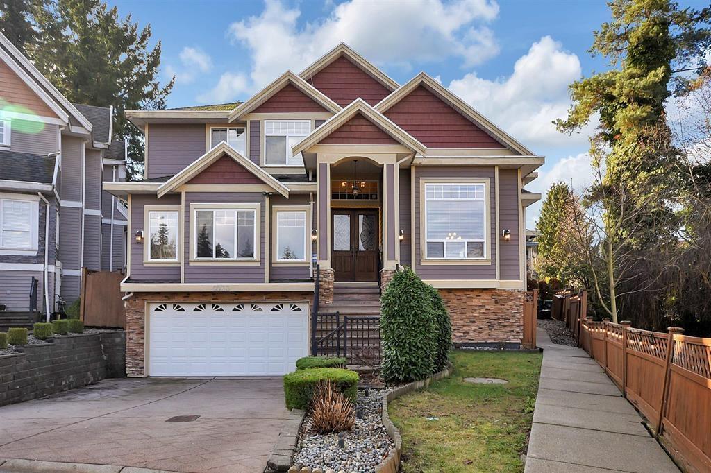 9933 116A STREET, Surrey, British Columbia