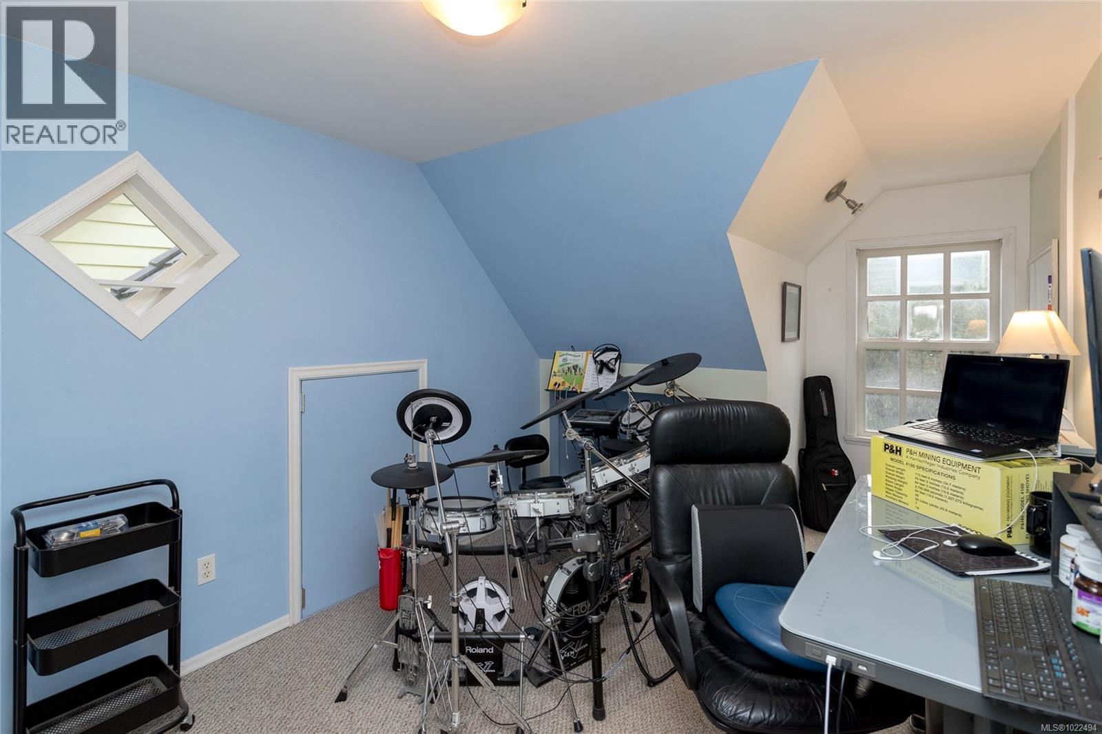 1208 Tatlow Rd, North Saanich, British Columbia  V8L 5P3 - Photo 28 - 1022494