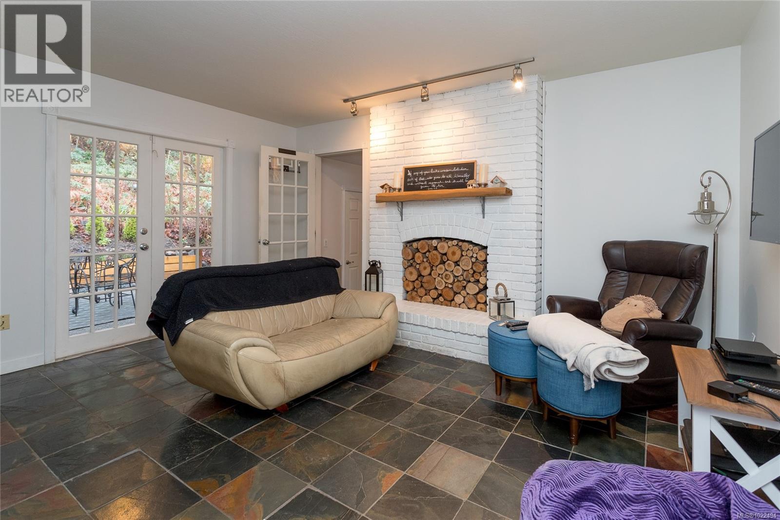 1208 Tatlow Rd, North Saanich, British Columbia  V8L 5P3 - Photo 18 - 1022494