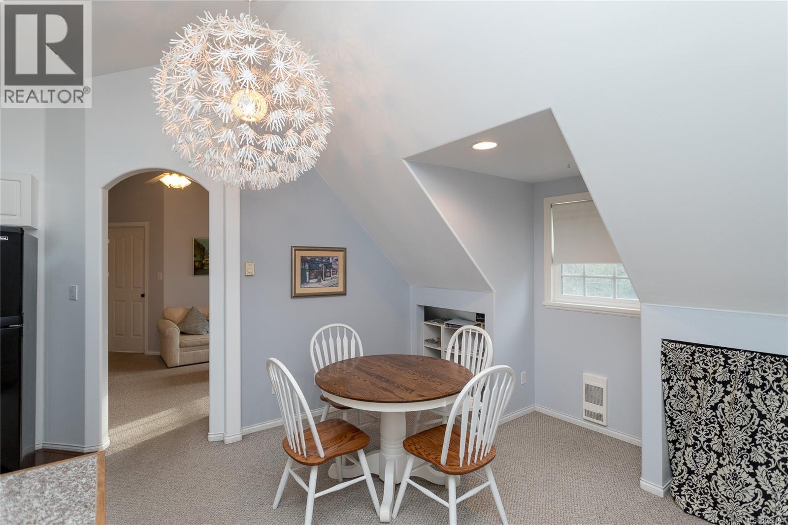 1208 Tatlow Rd, North Saanich, British Columbia  V8L 5P3 - Photo 38 - 1022494