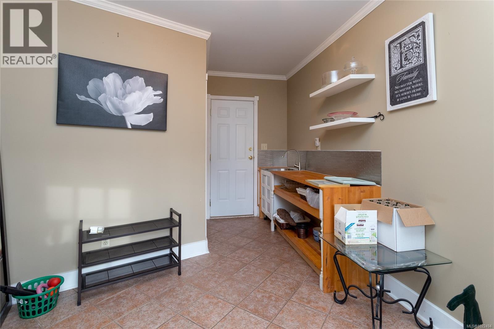 1208 Tatlow Rd, North Saanich, British Columbia  V8L 5P3 - Photo 34 - 1022494