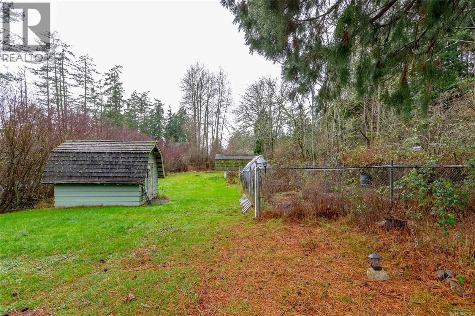 1208 Tatlow Rd, North Saanich, British Columbia  V8L 5P3 - Photo 54 - 1022494