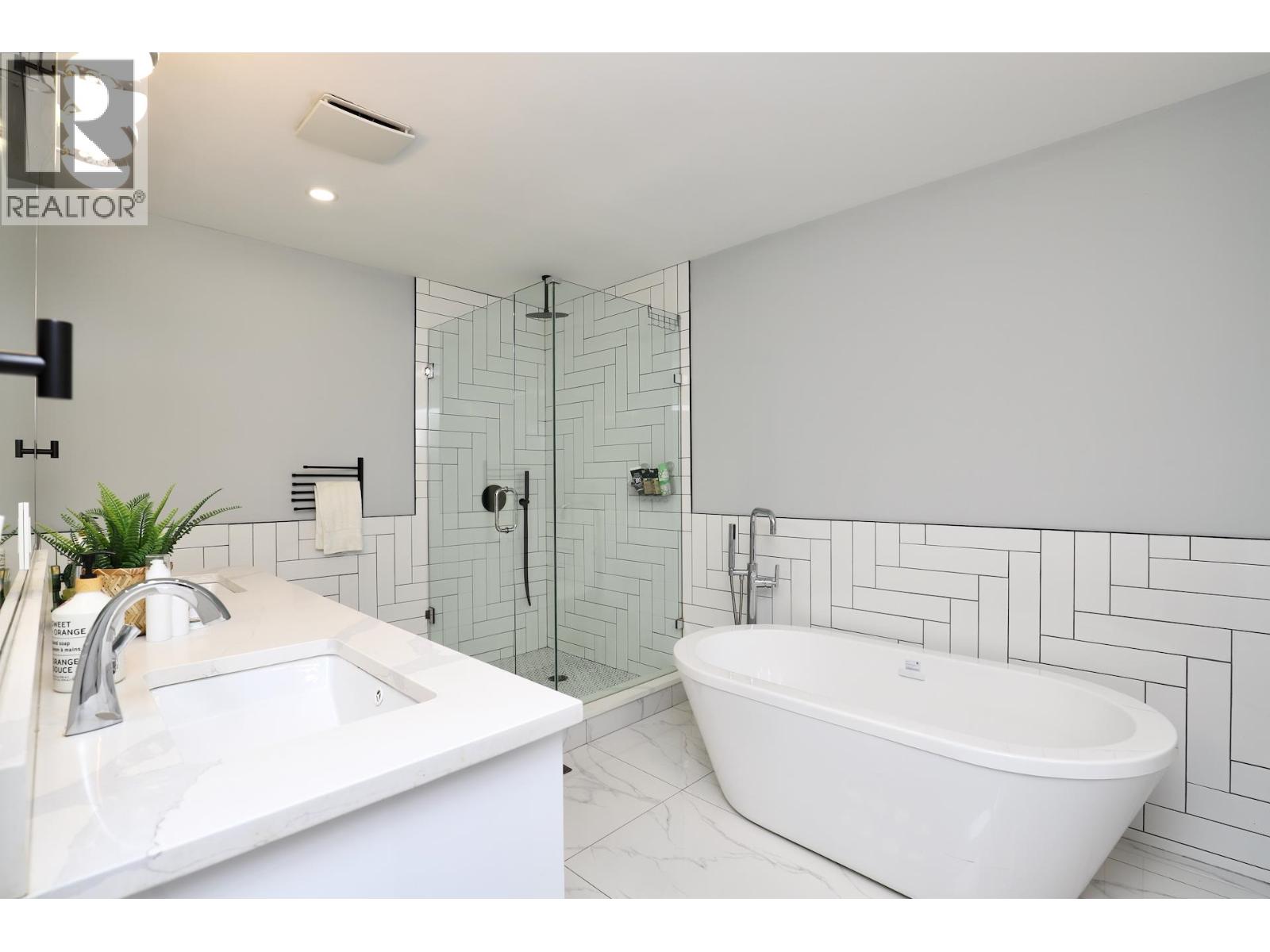 24325 116 Avenue, Maple Ridge, British Columbia  V4R 1L8 - Photo 14 - R3081027