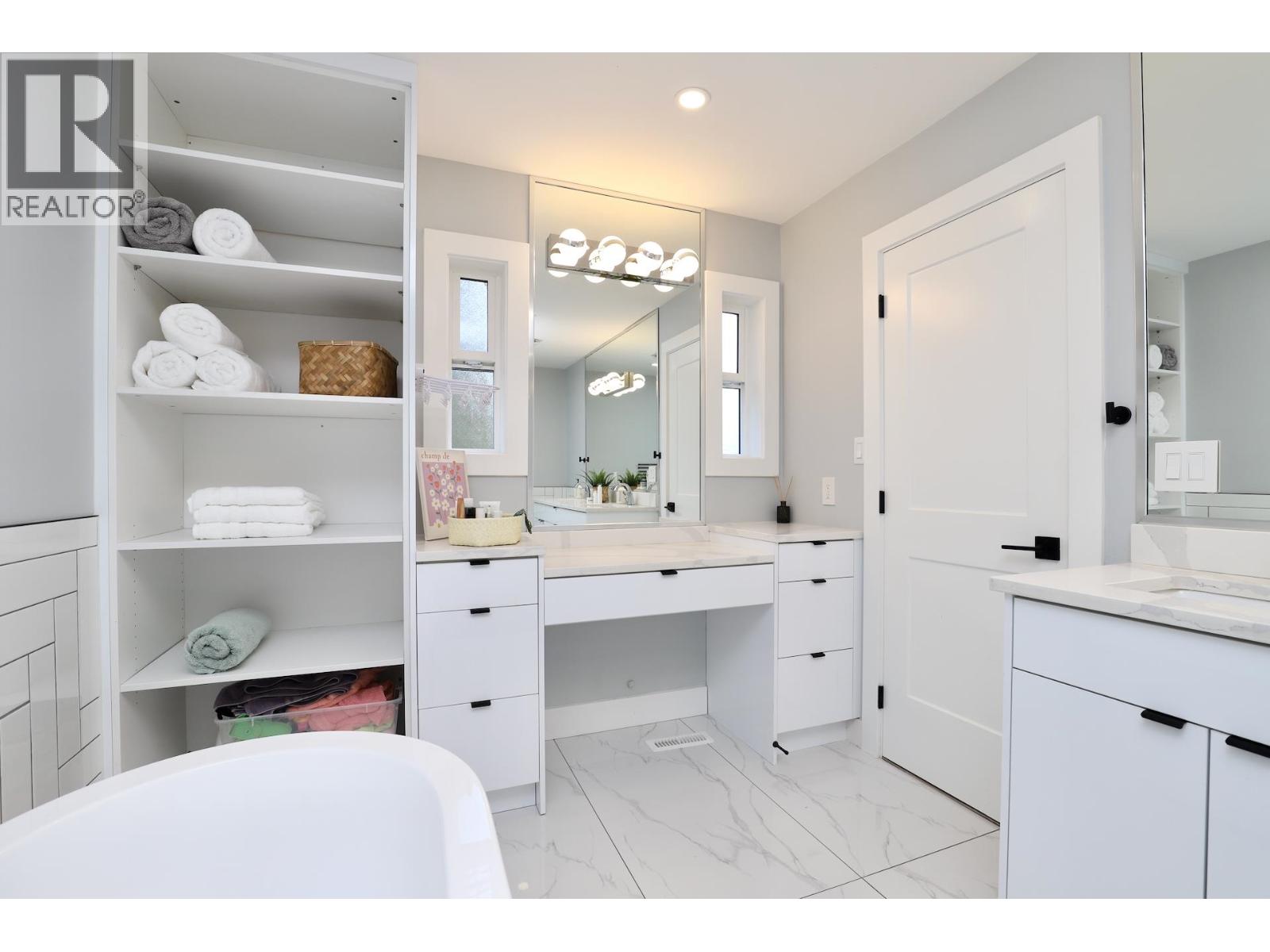 24325 116 Avenue, Maple Ridge, British Columbia  V4R 1L8 - Photo 16 - R3081027