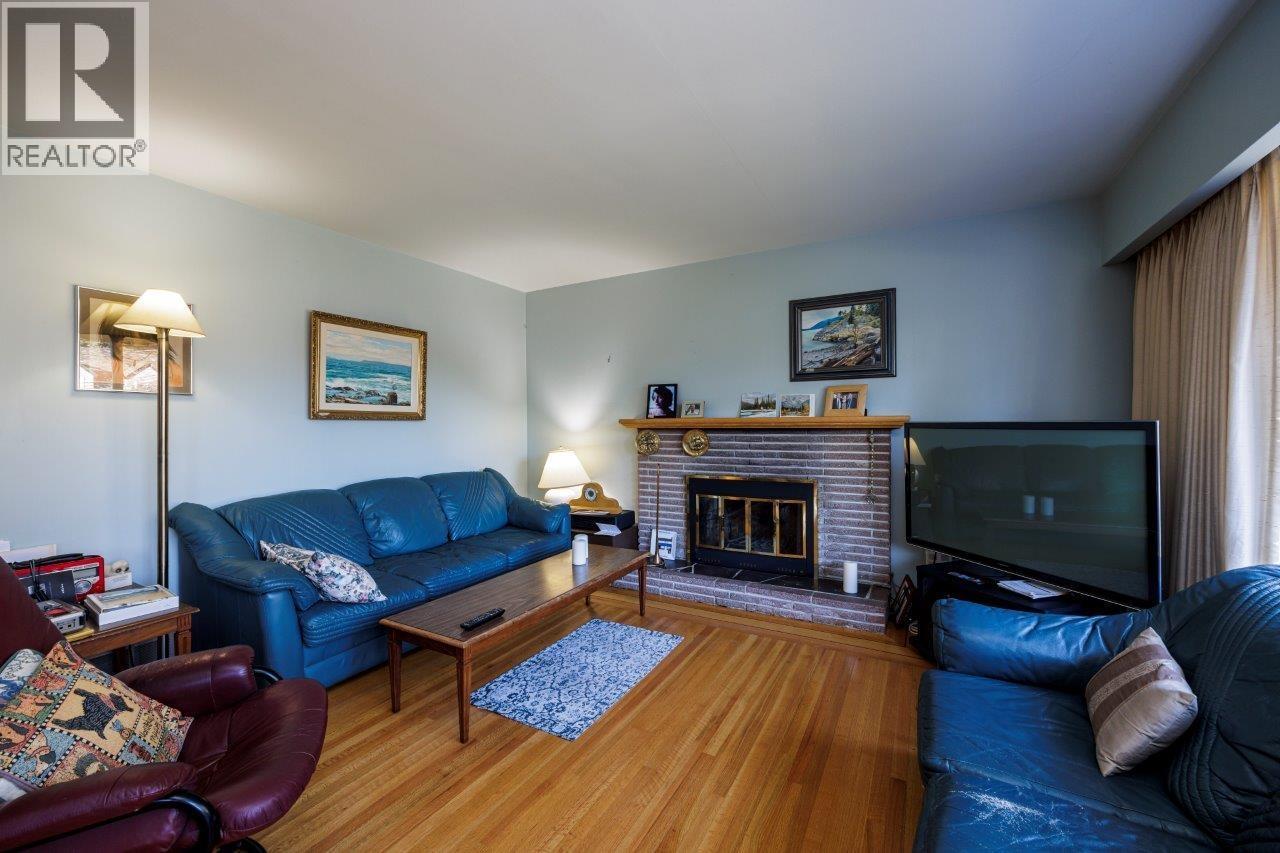 2685 Ailsa Crescent, North Vancouver, British Columbia  V7K 2B1 - Photo 10 - R3081078